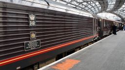 Принц Уилям и съпругата му започват обиколка на Великобритания с кралския влак