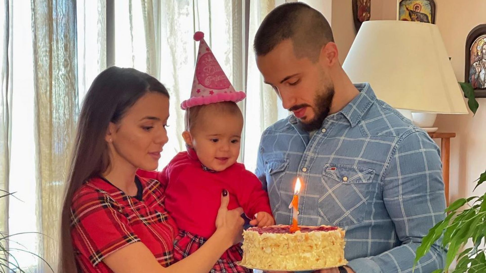 Наум Шопов и Теа Минкова отпразнуваха първи рожден ден на Амая