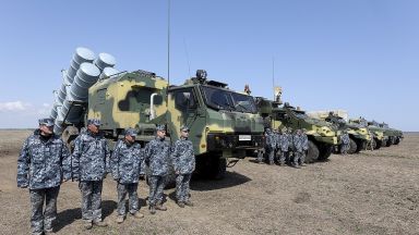 Украйна стремително увеличава мощта на своите въоръжени сили Приетата на