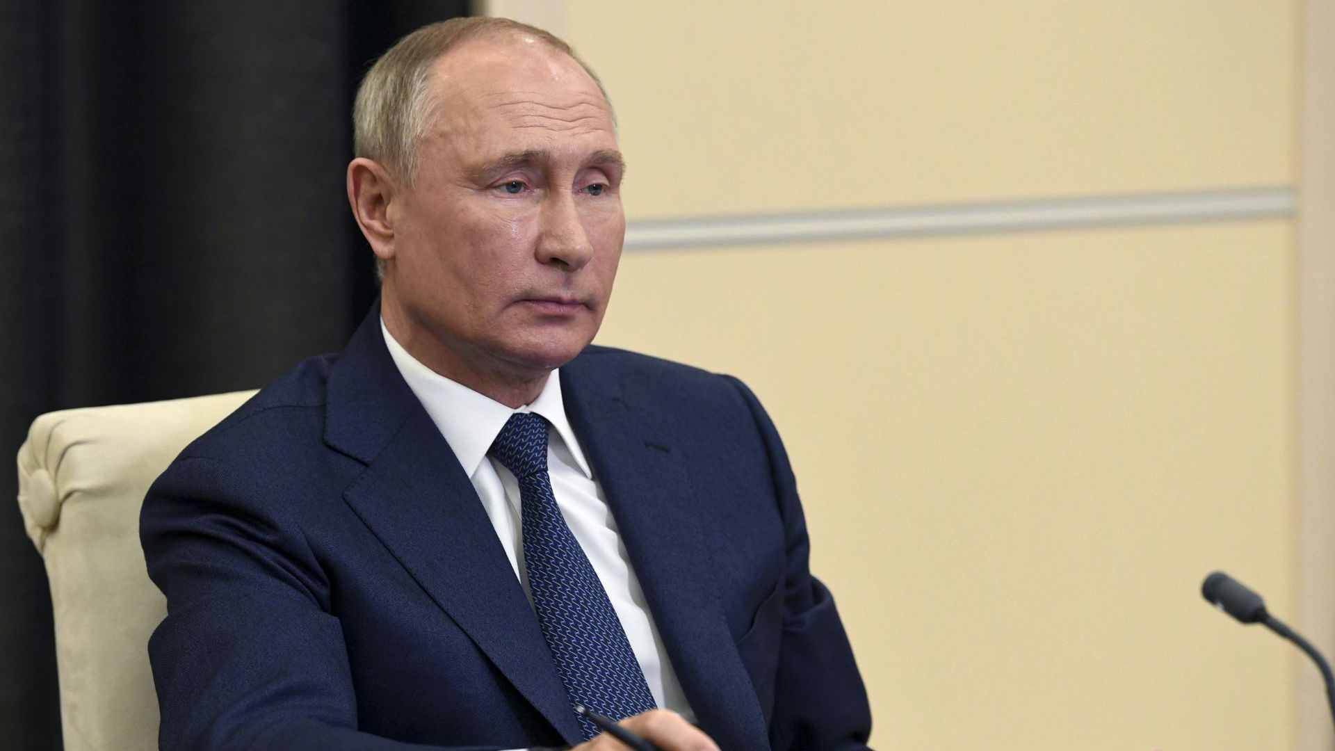 Путин подписа закон, който дава право на бивши президенти да стават пожизнени сенатори