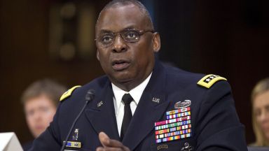 Министърът отбраната на САЩ Лойд Остин ще посети България при