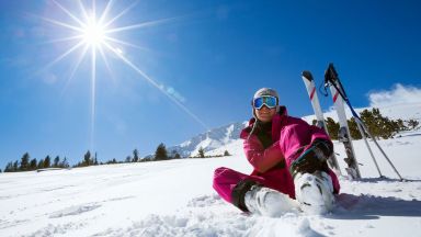 България няма да затваря ски курортите си с което се