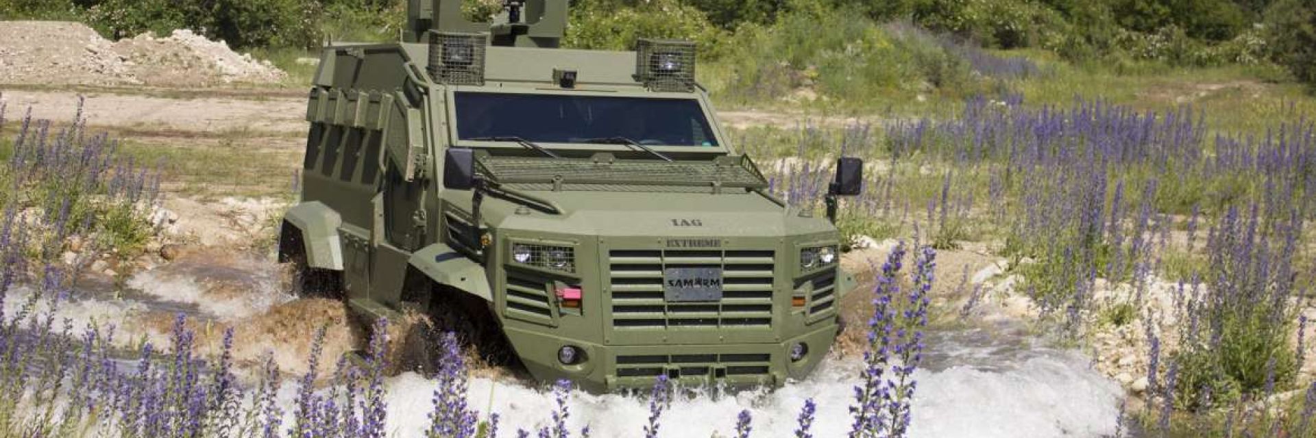 Българските специални сили с нов автомобил (снимки)