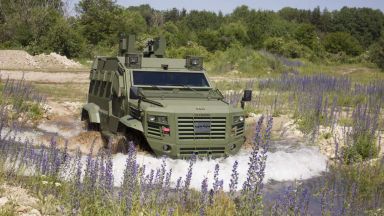 Българските специални сили с нов автомобил (снимки)