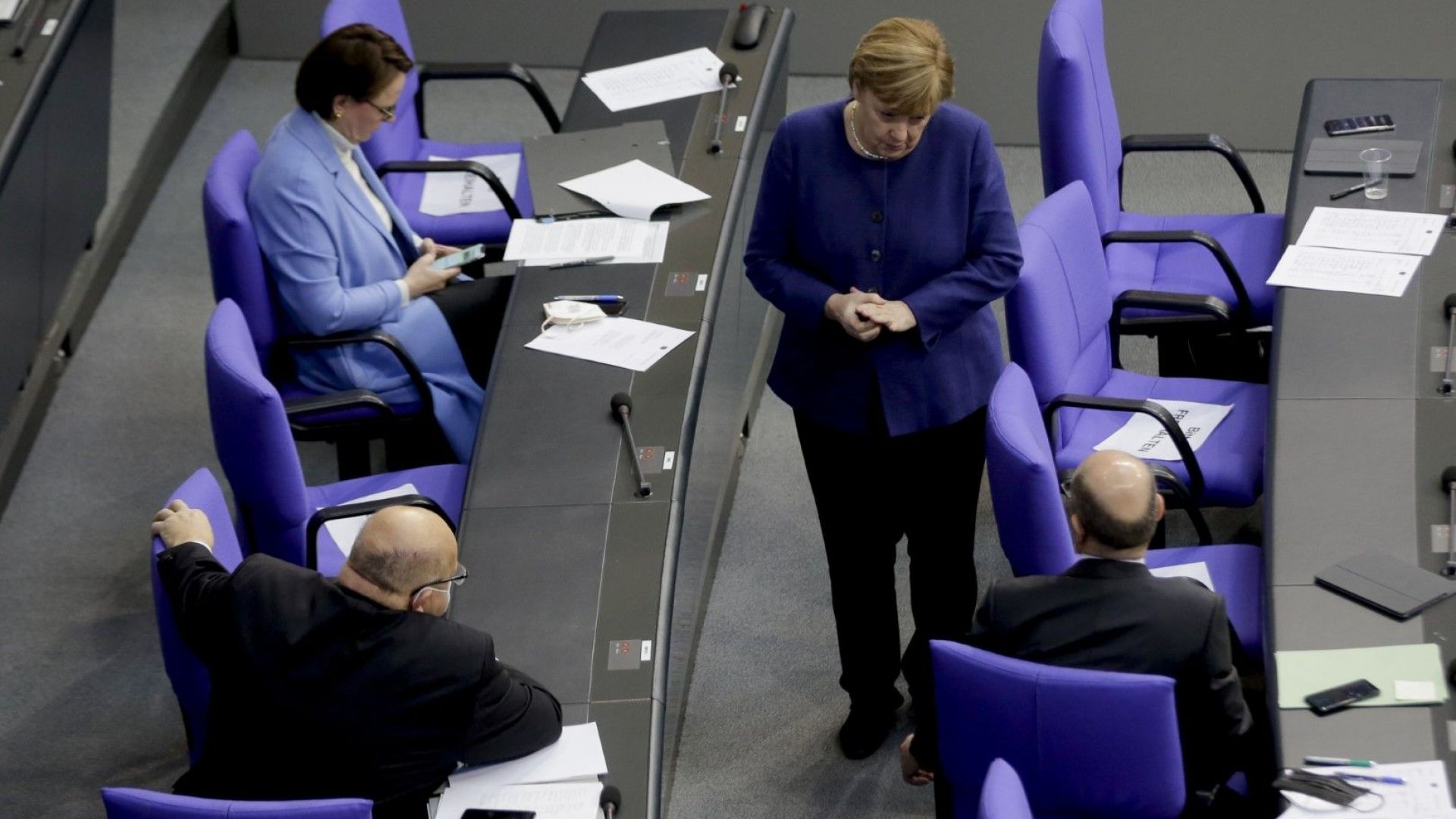 Германия отпусна дълговата спирачка