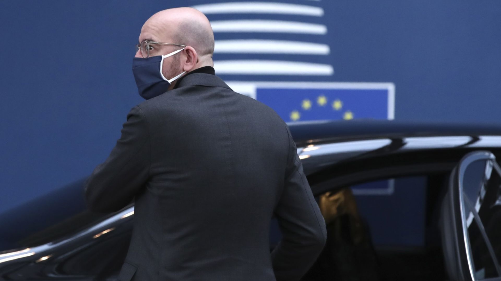 Лидерите на ЕС решават с колко да се намалят вредните емисии до 2030 година