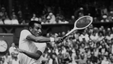 Почина легендарен тенисист, печелил "Уимбълдън" и Купа "Дейвис"