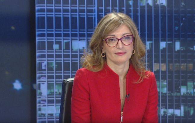 Екатерина Захариева заяви, че няма да атакува чужда държава с фалшиви опорки