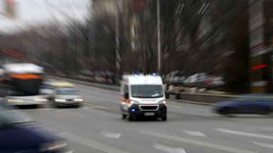 Трима души са пострадали при инцидент с автобус на столичния градски
