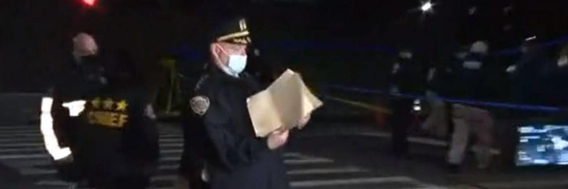 Полицията уби мъж, стрелял пред катедрала в Ню Йорк (видео)