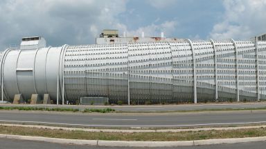 САЩ предупредиха космическите си компании за опасност от чуждестранен шпионаж