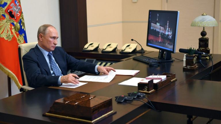 Владимир Путин ще се информира, когато се ваксинира с коронавирусната