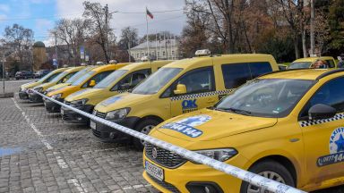 Със слабо присъствие в центъра на София таксиметрови водачи поискаха