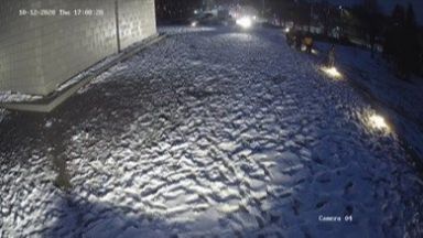 Установени са лицата унищожили част от осветлението на Пантеона на