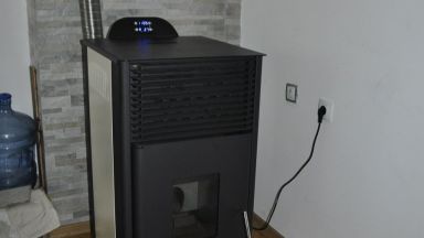 89 бургаски семейства посрещат студените месеци с нови отоплителни инсталации