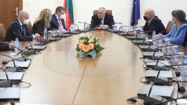 Действащите противоепидемични мерки въведени на 27 ноември 2020 г да