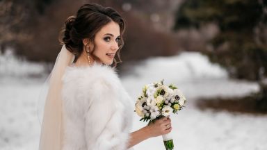 10 правила при избора на сватбена рокля, когато мечатете за зимна сватба