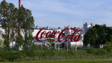 Кока-Кола освобождава 2200 служители