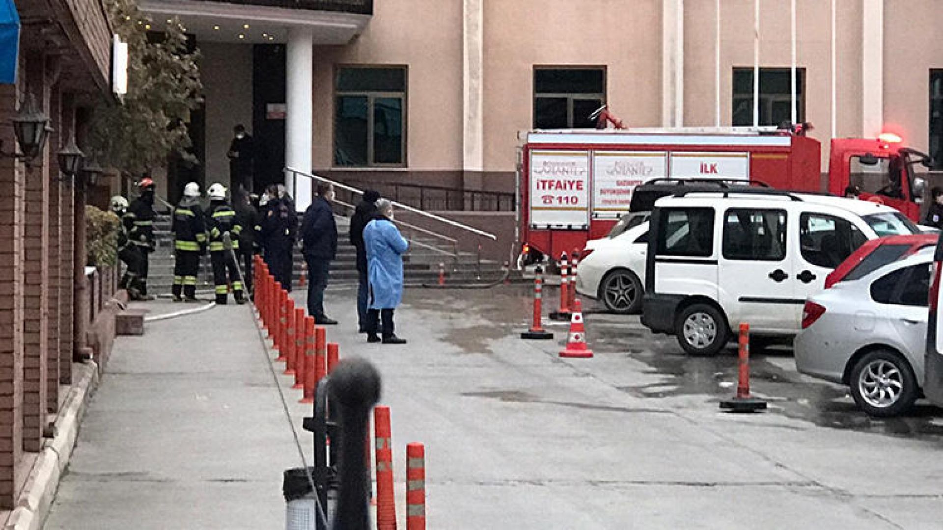 Много загинали при експлозия в турска болница