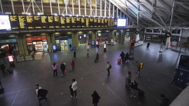 Британското министерство на вътрешните работи няма намерение да се поддава