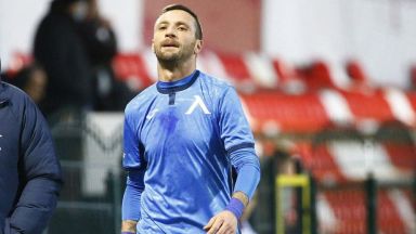 "Левски" се разплати с играчите и обяви първия напускащ