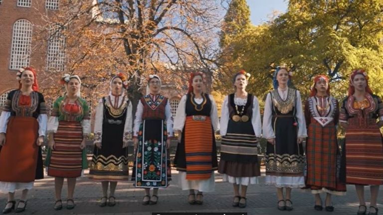 Проф. Стефан Драгостинов написа народна песен „Коронавирус, къш“ (видео) Проф. Стефан Драгостинов написа народна песен „Коронавирус, къш“ (видео)