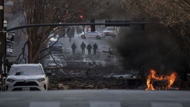 Взрив избухна днес в центъра на американския град Нeшвил при
