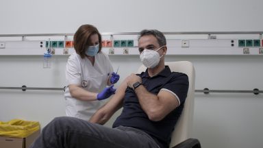 Кампанията по ваксинация срещу коронавируса започна официално в Германия днес