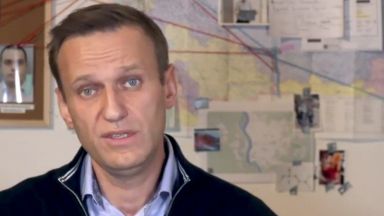 Москва даде ултиматум на Навални да се върне днес или го чака затвор