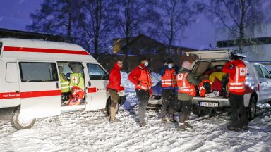 Голямо свличане на земна маса и кал засегна жилищен район