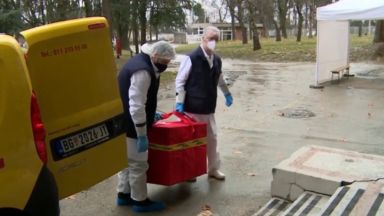 В Сърбия днес пристигна първата партида от руската ваксина срещу