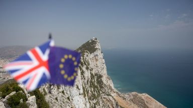 Испания и Великобритания постигнаха днес принципно споразумение за Гибралтар предадоха