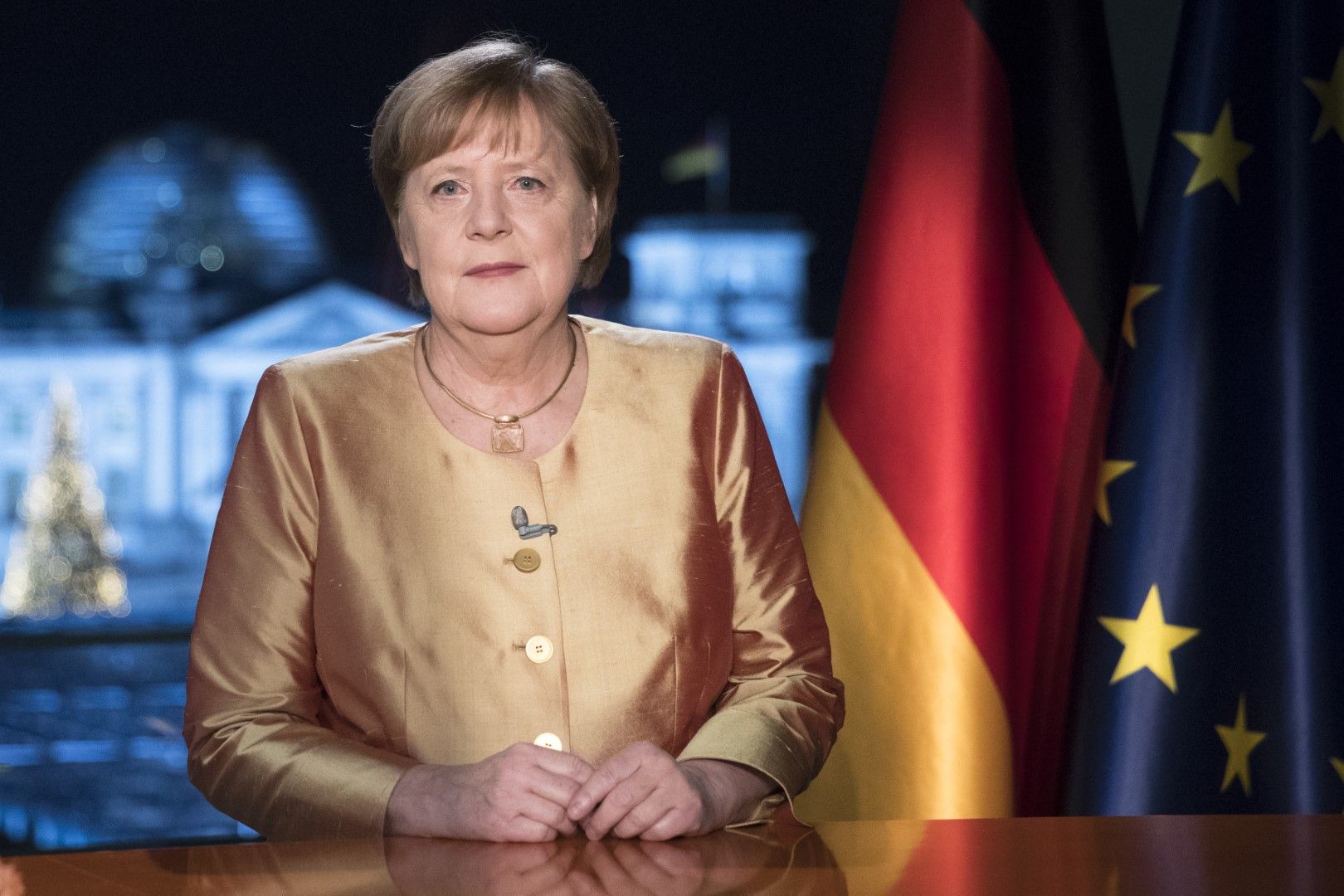 Канцлерът Ангела Меркел произнася новогодишното си обръщение към германците