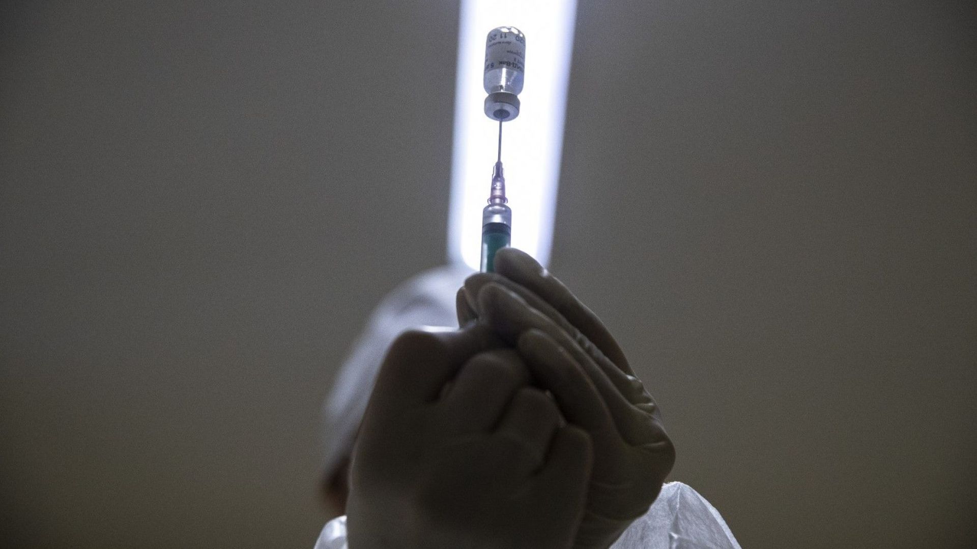 Русия подаде искане за регистрация на ваксината Спутник V в Европа