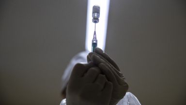 Унгария ще купува ваксини срещу Ковид 19 или чрез механизма за