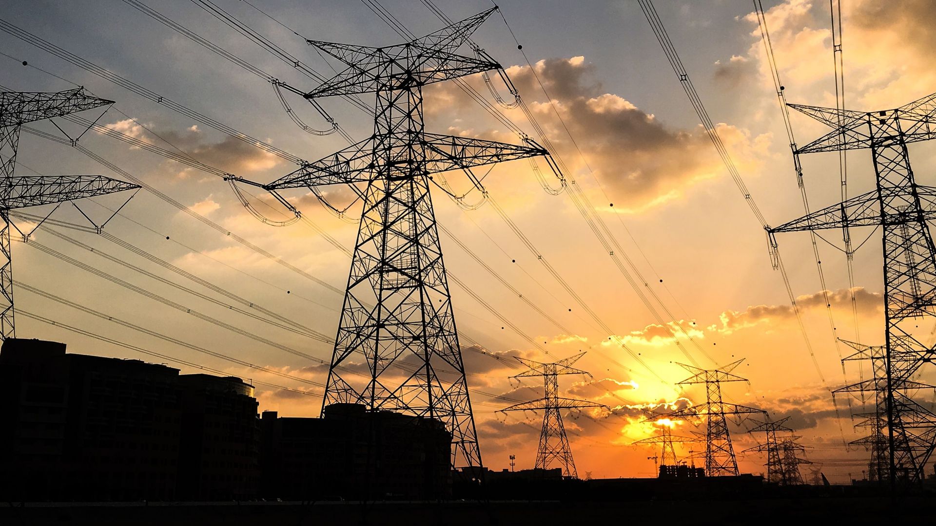 Производството на ток е спаднало със 7.67%, а потреблението - с 2.56% през 2020 г.