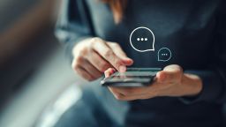 WhatsApp пуска нова функция за създаване на лични AI ботове в приложението