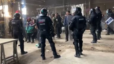 Каталунската полиция днес сложи край на неразрешено новогодишно рейв парти