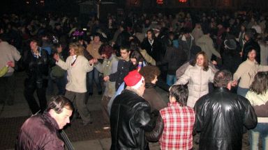 42 годишна жена е простреляна в новогодишната нощ в Ловеч съобщиха