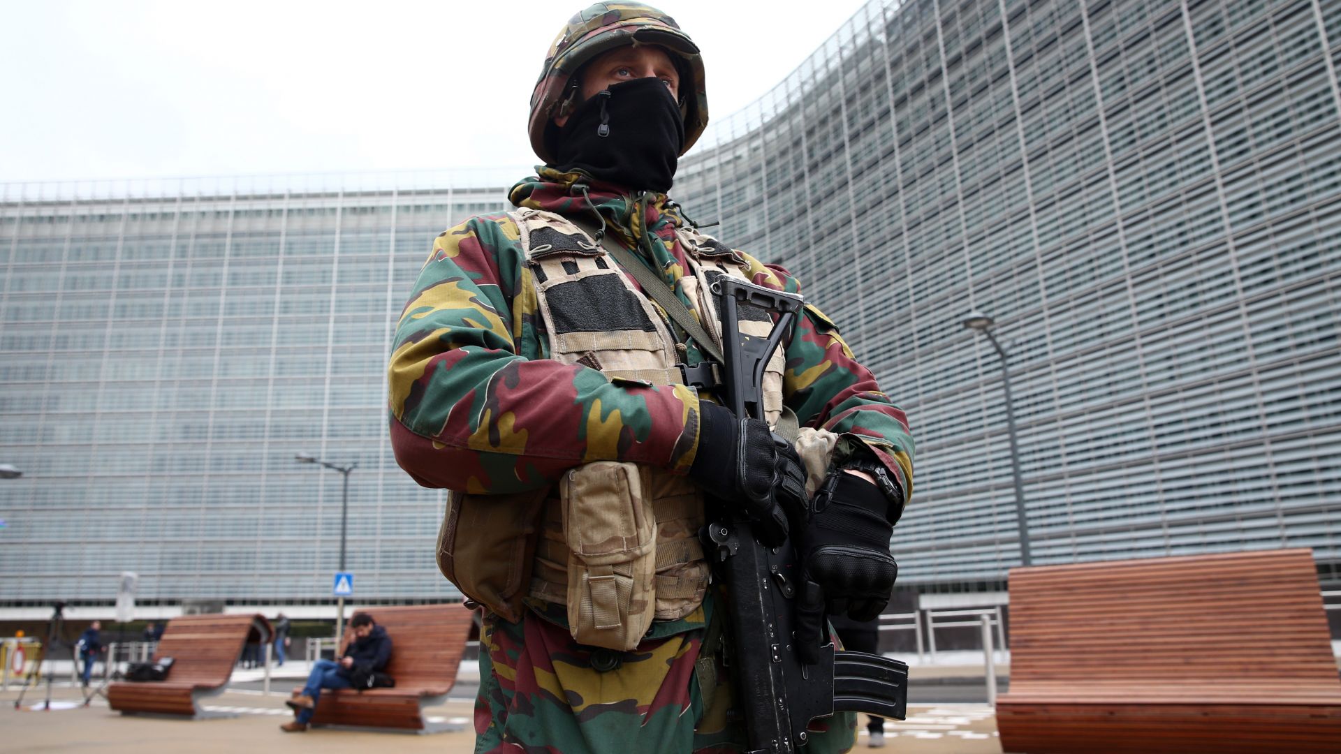 3 съмнителни плика с прах са били получени в централата на НАТО в Брюксел