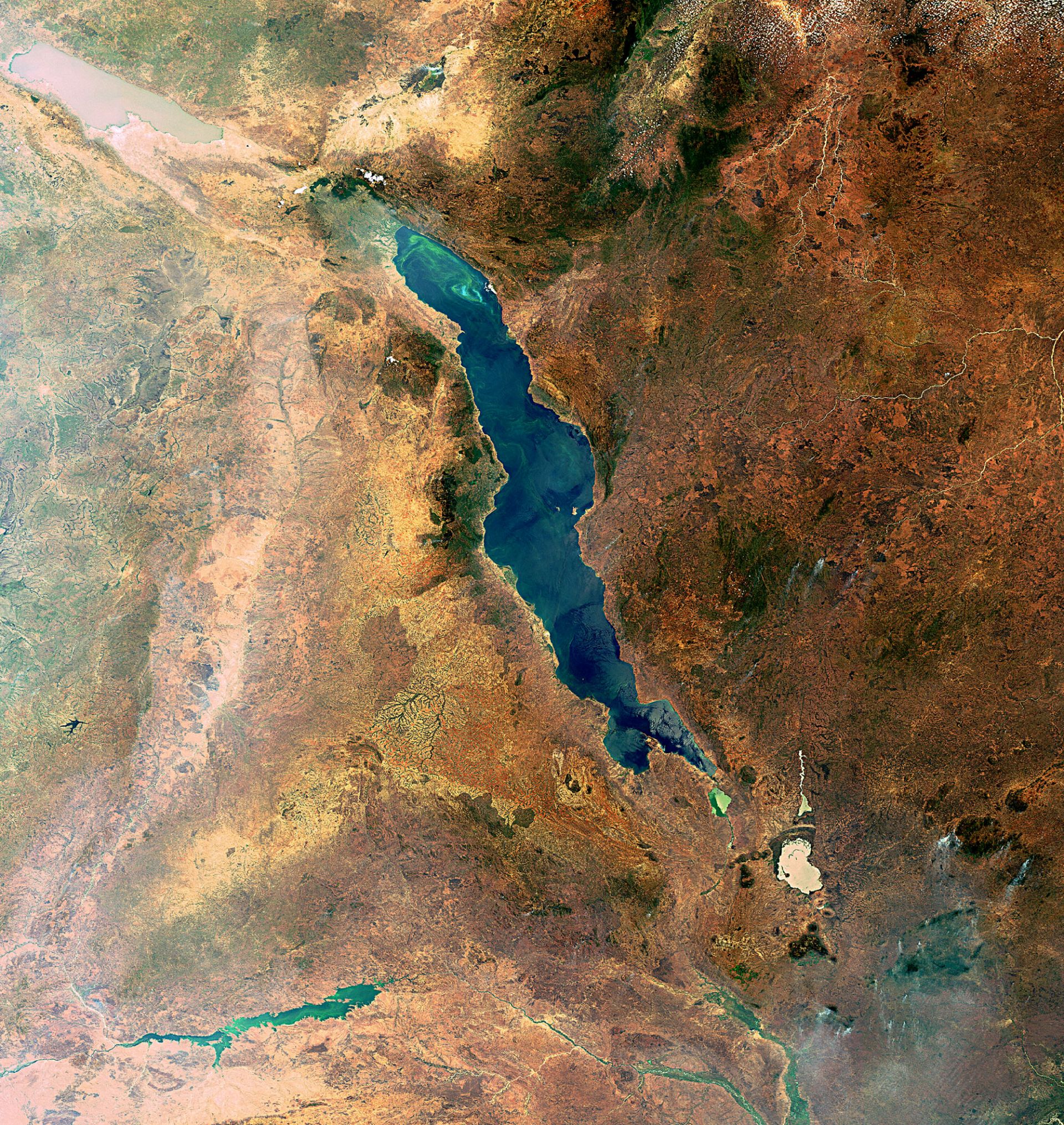Езерото Малави в сухия сезон