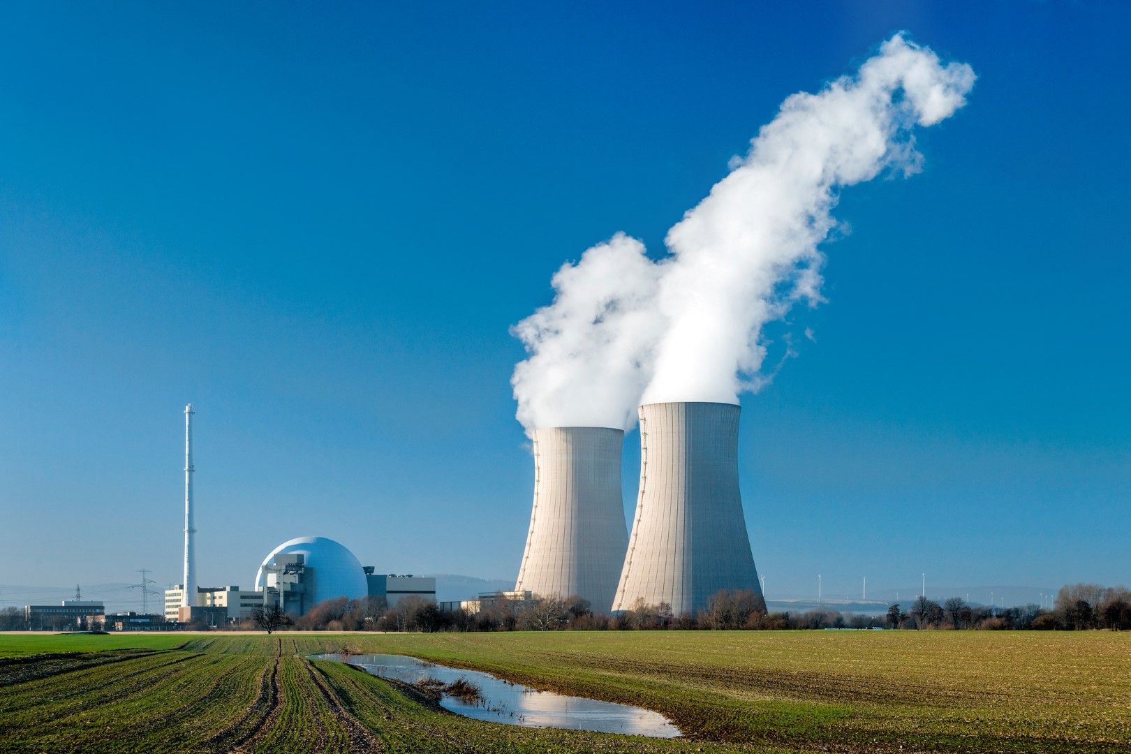 Вдрената централа Grohnde в Германия, страната, която реши да се лиши от този вид енергия