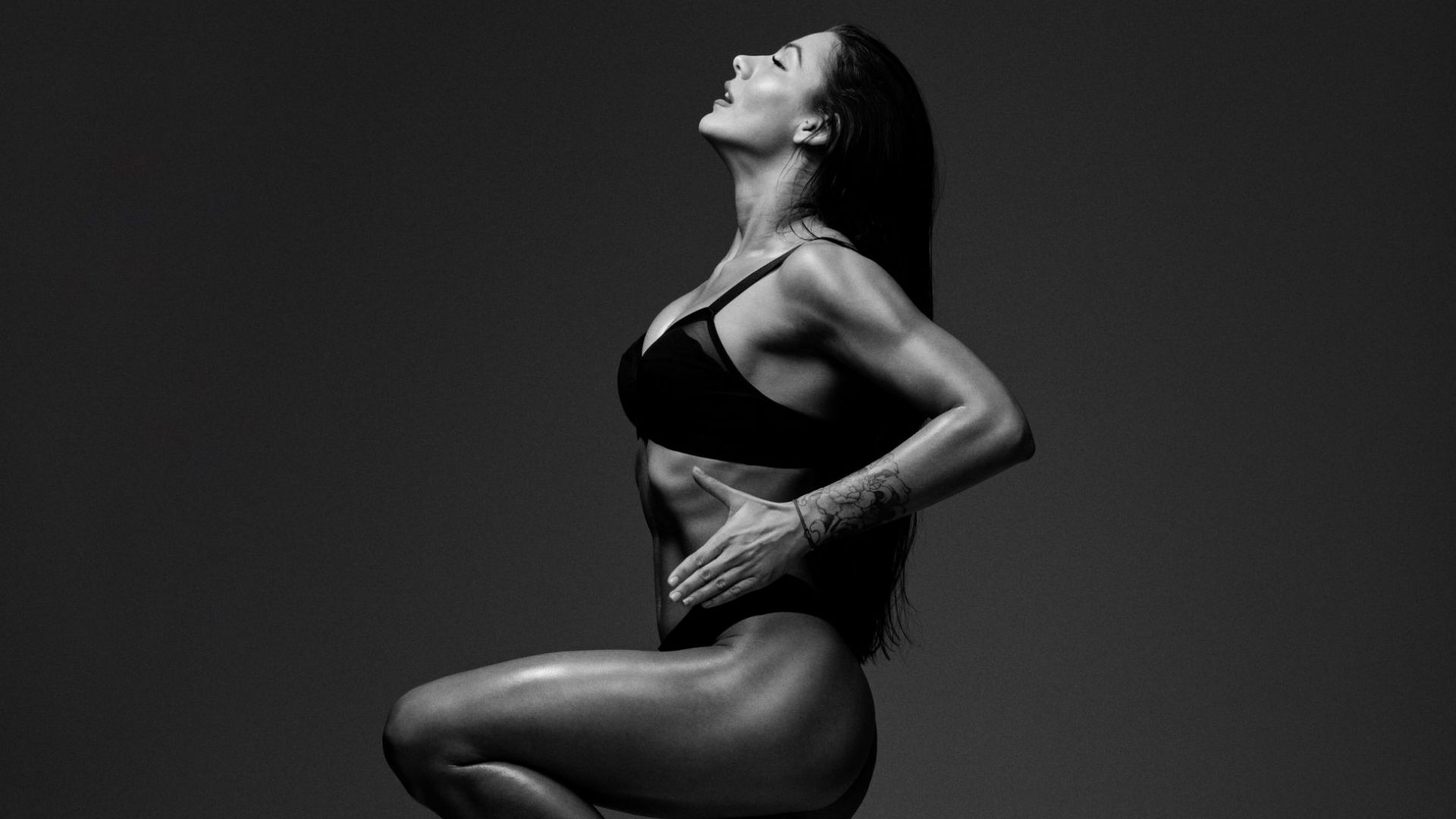 Фитнес моделът Таня Савова: Озарявай със светлината си...