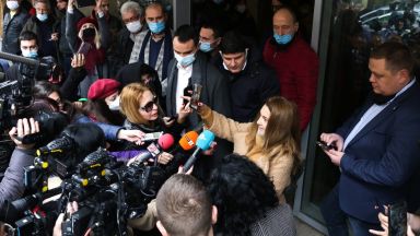 Авторът е специалист в политическия пиар бивш директор на пресцентъра