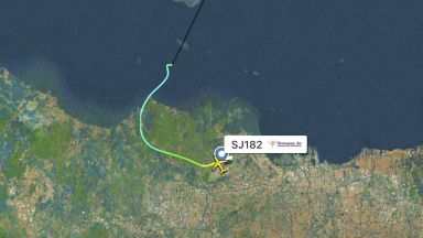 Пътническият самолет на индонезийската авиокомпания Шривиджая еър по предварителни данни