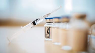 Френският институт Пастьор прекратява разработването на ваксина срещу COVID съвместно