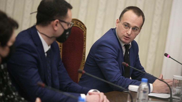 Партия МИР (Морал, Инициативност, Родолюбие) настоява българското правителство да поиска