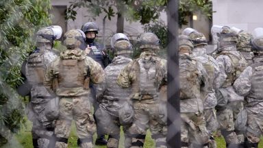 Американските военни се подготвят за разполагане на Националната гвардия във