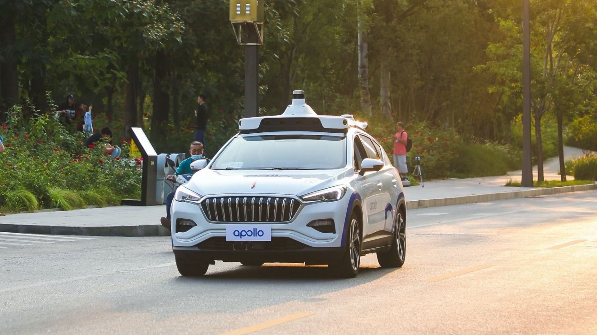 Baidu представи автономен автомобил с гласово управление