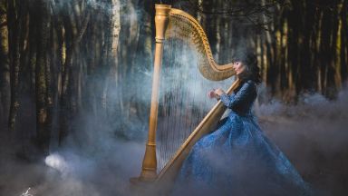 Талантливите млади музиканти Лора Паносян и Мартина Табакова заедно с